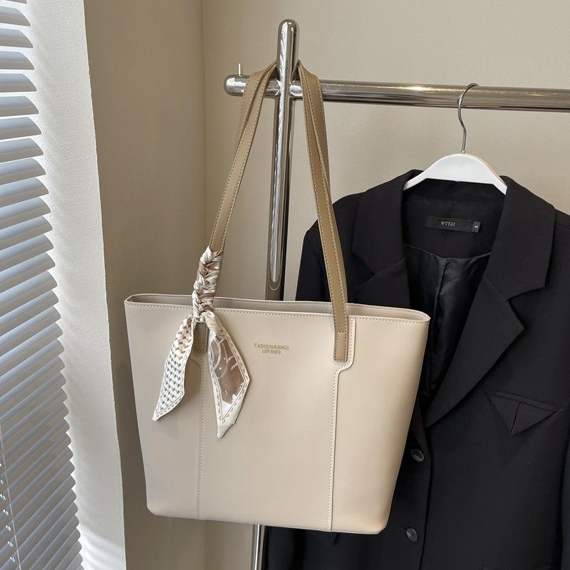 Красная большая сумка женская 2025 новая свадебная сумка сумка для невесты на свадьбу высокое качество большая вместимость плечевая портативная сумка-тоут