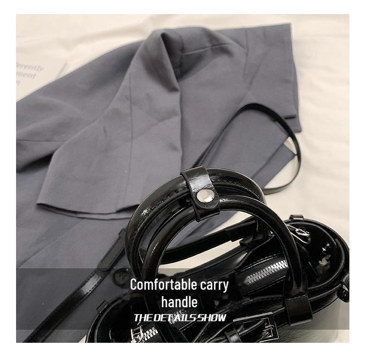 2025 Трендовая женская сумка через плечо большой вместимости - Стильный осенний модный квадратный дизайн