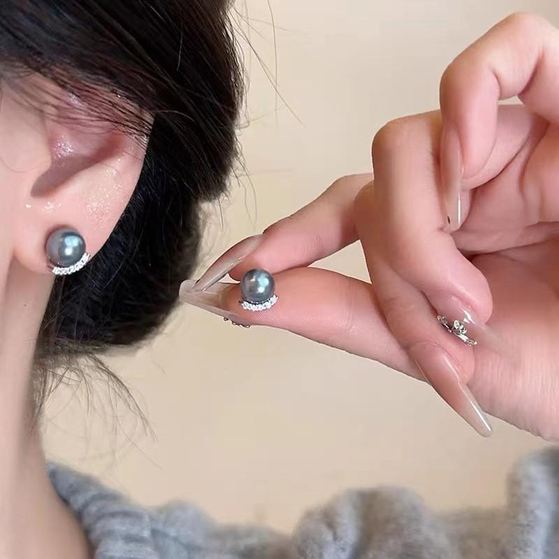 Серьги из серебра с жемчугом и бриллиантами - Элегантный нишевый дизайн для женщин