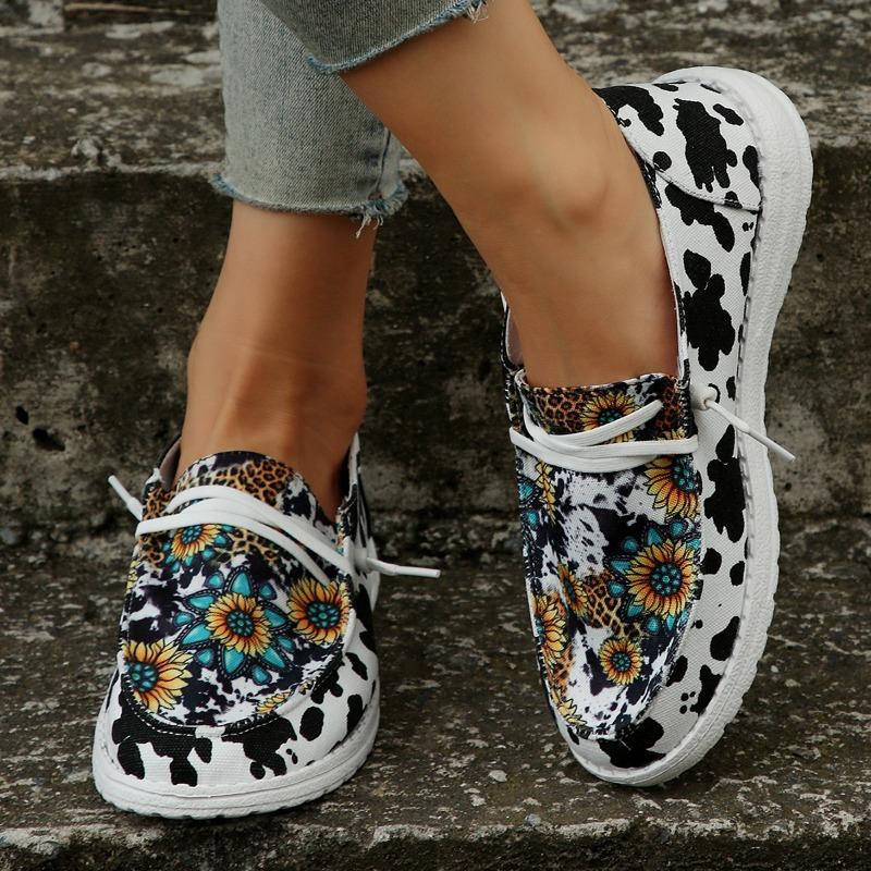 Fashion 2024 Canvas Shoes Woman Light Weight Slip-on Flat Sneakers Ladies Summer Breathable Cloth Loafers Print Shoes