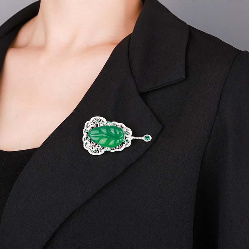 Осень и зима новый китайский император зеленый пипа брошь женская высокого класса ретро женская анти-легкая куртка с булавкой