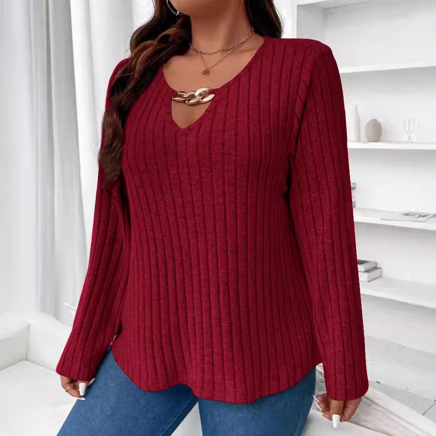 Элегантная полосатая футболка с V-образным вырезом для женщин - коллекция осень/зима 2024