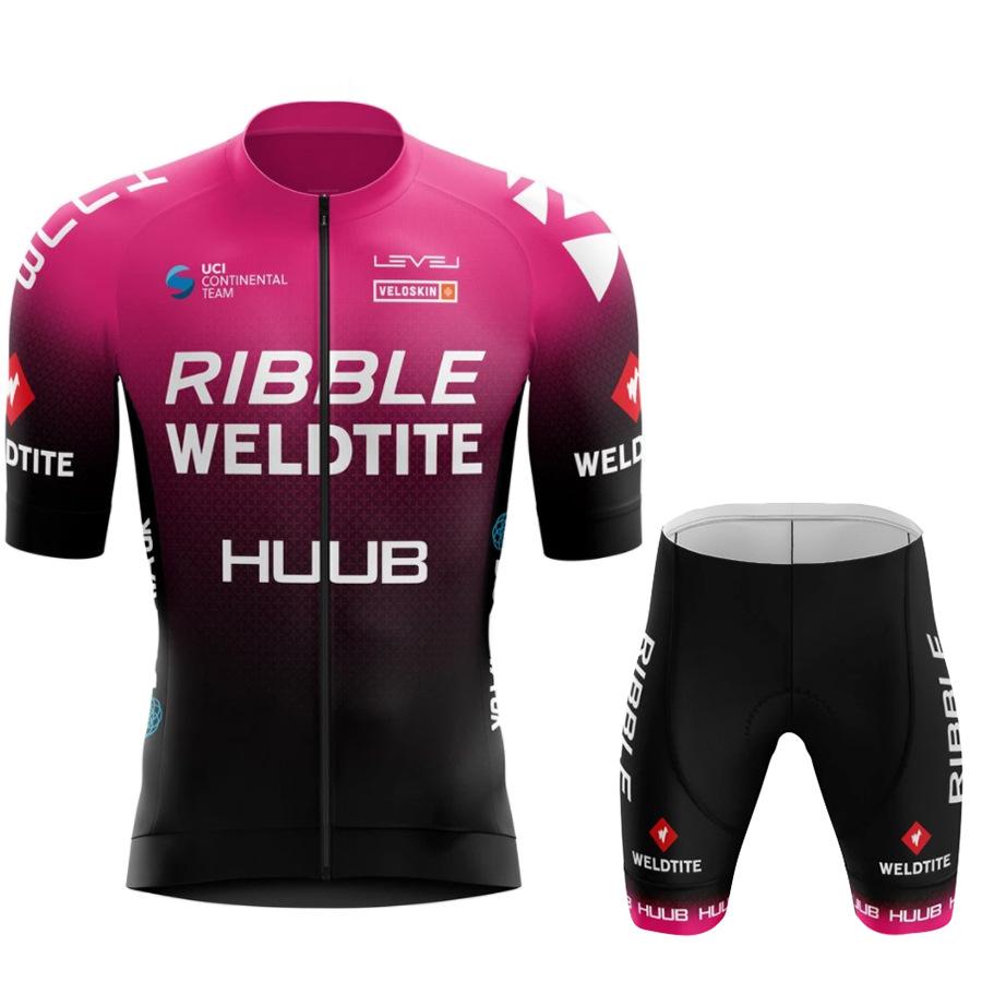 Cycling suit set with sweat absorption and breathability, perfect for cycling sports