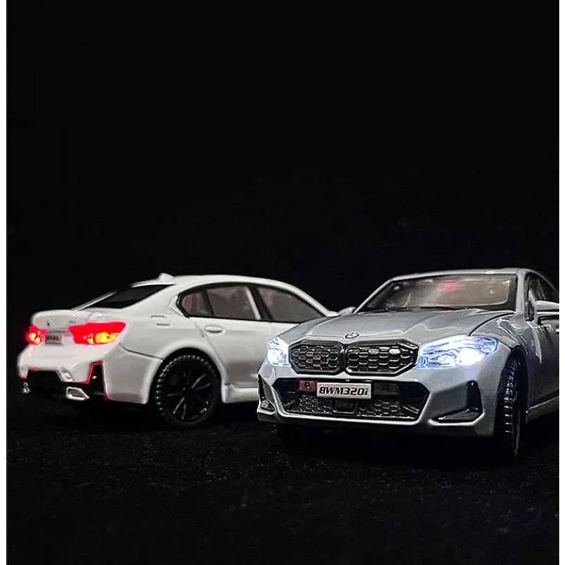 1/32 BMW 320i Coupe Alloy Car Model Diecasts Metal Vehicles Car Model Simulation Sound and Light Collection Childrens Toys Gifts
