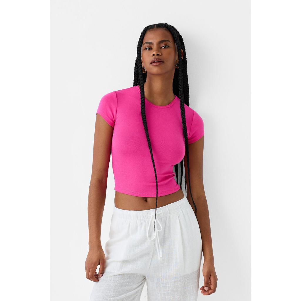 Футболка с коротким рукавом и круглым вырезом