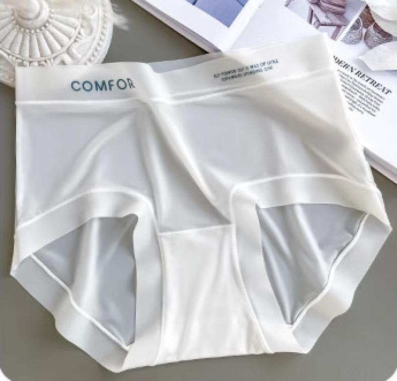 Ultra Thin Ice Silk Seamless Underwear Women's Mid Waist Facial Mask Pants Simple Comfortable and Breathable Japanese Sweet Style Girls' Briefs