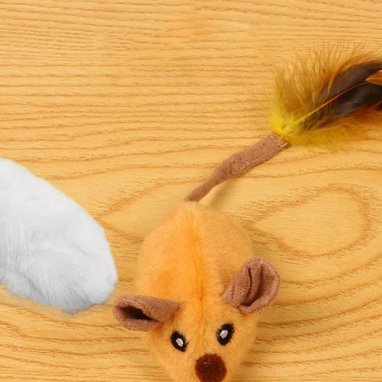 Cat Toy Rechargeable LED Interactive Simulation Mouse Toy Realistic Moving Mouse with Feather