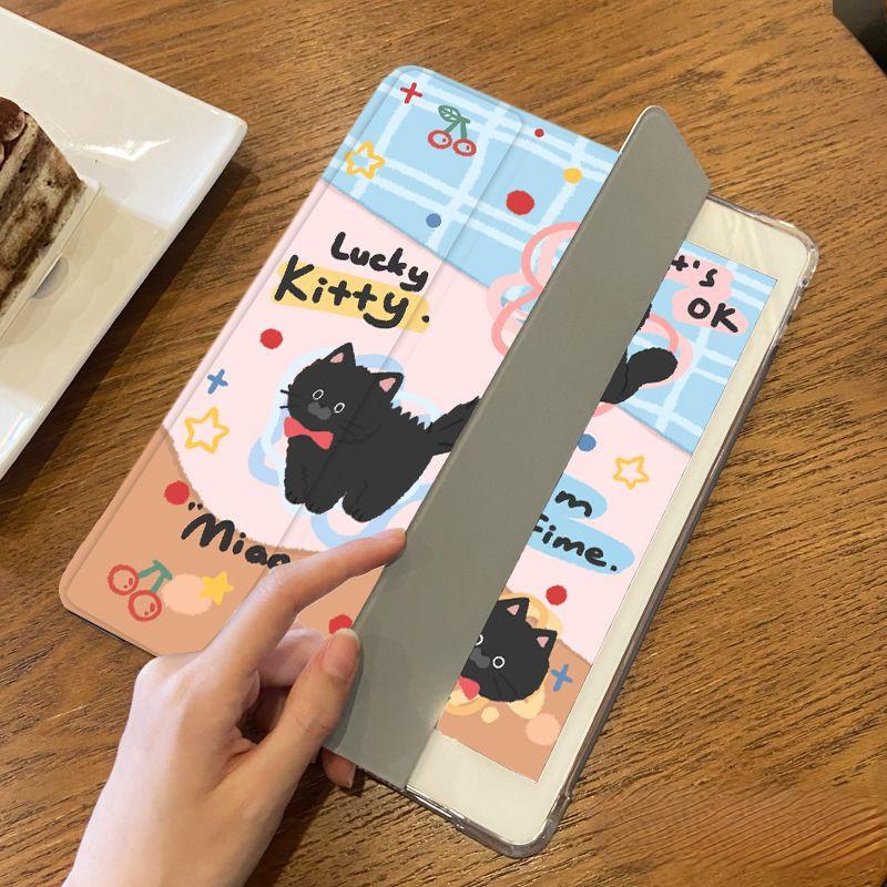 For iPad Air6 Case Cartoon Cute Cat Pattern iPad Tri-fold Flip Case for iPad Air4 Air5 2022 10th 10.9 Air1/2 9.7 Air3/Pro2017 10.5 with Pencil Holder
