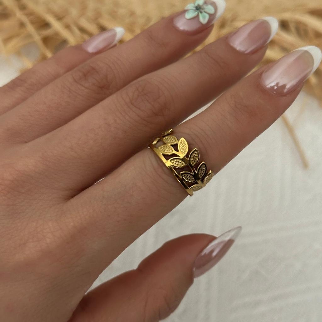 Vintage Stainless Steel Starfish Leaf Daisy Flower Wide Finger Rings For Women Men Punk Bone Honeycomb Irregular Ring Jewelry