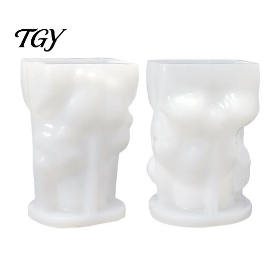 Ghost Shape Candle Mold Halloween Figurine Silicone Mold, Holding Skull Gnome Ornament Casting Easy Release DIY Reusable Making Demoulding