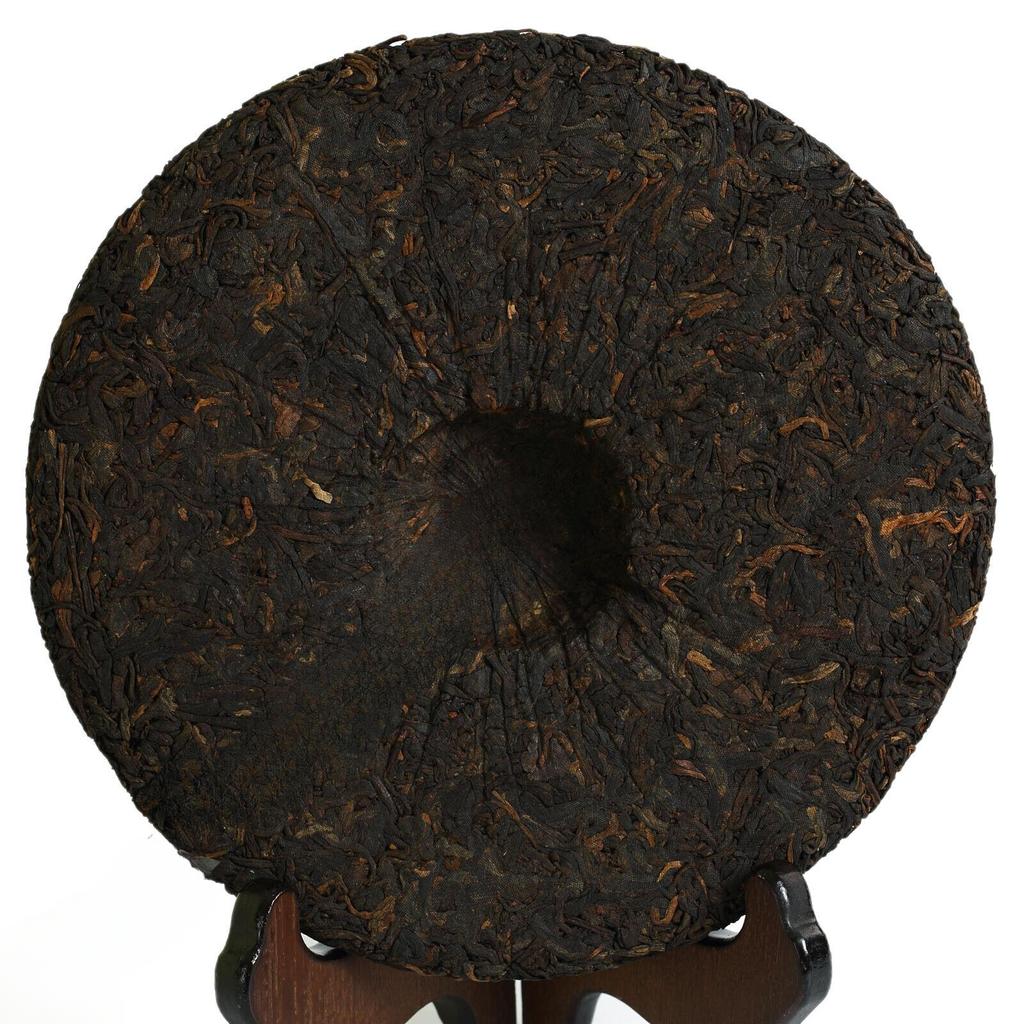 Чай Пуэр Пуэр Пуэр 357г 2002 г. Китайский Юньнань Выдержанный Иу Торт Золотой Бутон Спелый