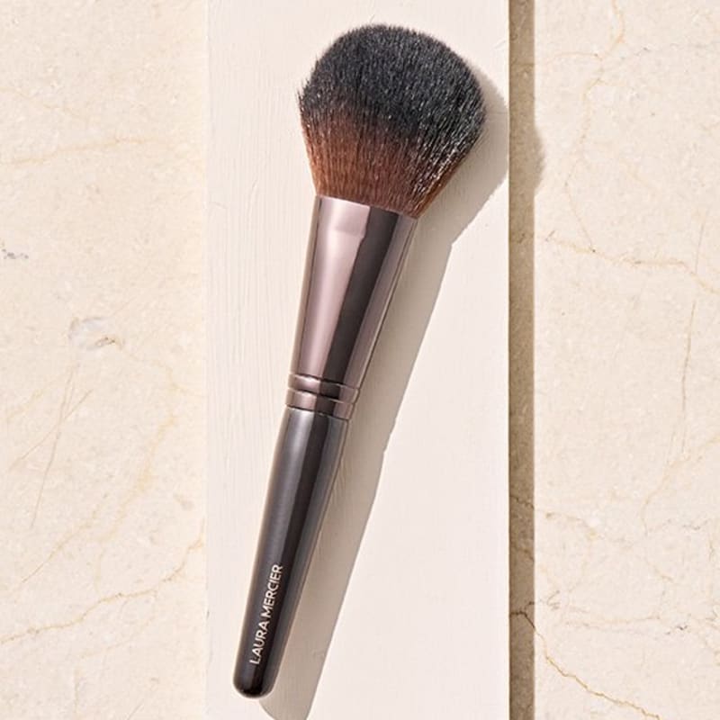 laura mercier Порошковая щетка