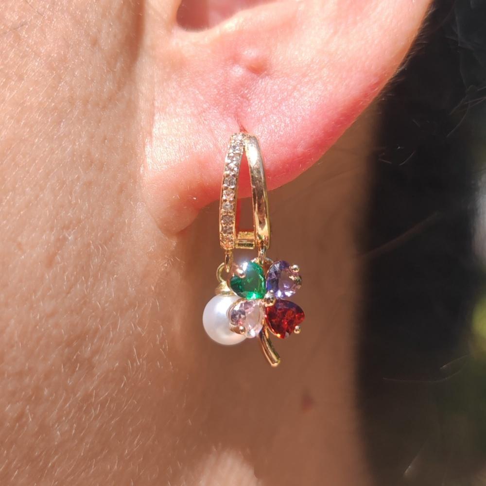 1 пара Модные красочные серьги-подвески с четырехлистным клевером из циркония и искусственным жемчугом для женщин, золотая бижутерия для свадьбы и вечеринки