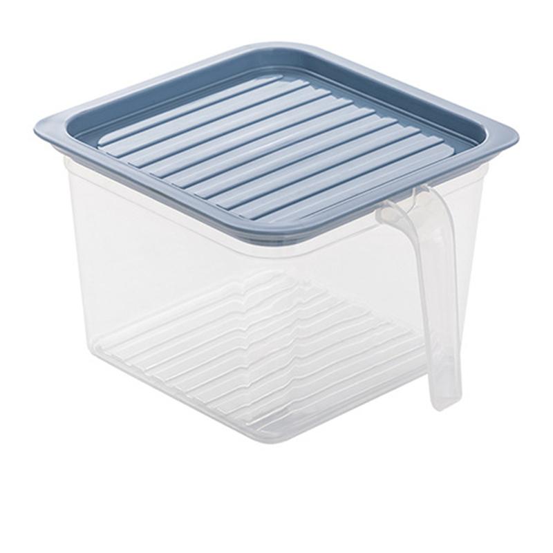 Ящик для хранения еды на домашней кухне