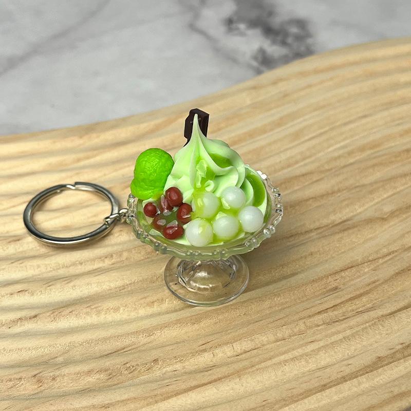 Брелок в виде мороженого, креативные брелки в виде еды для женщин, симпатичные подвески в виде чашки для десерта с мороженым, брелок в виде подарка