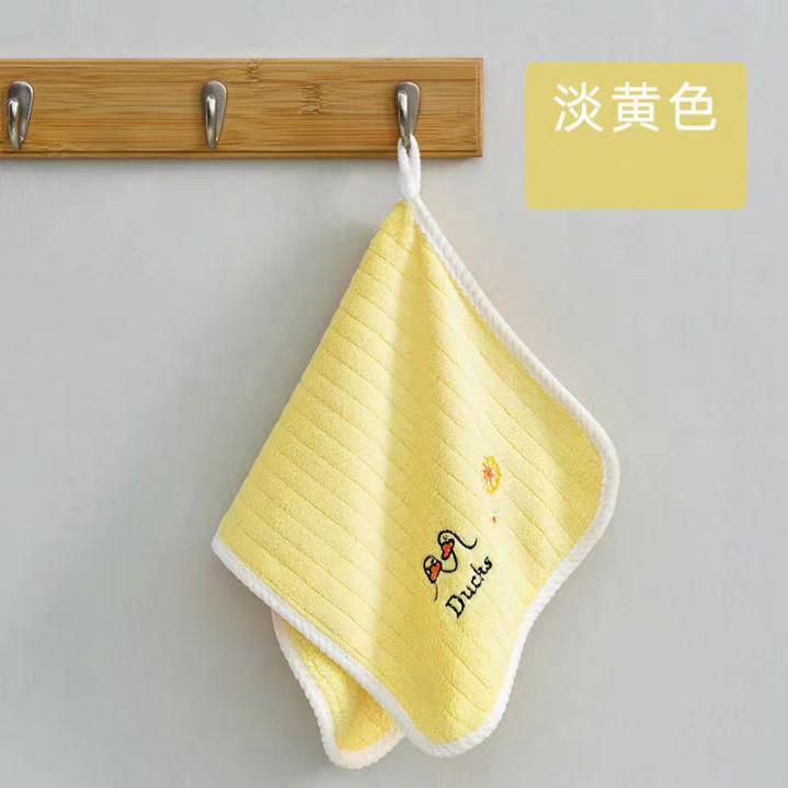 Детские полотенца Douyin популярные для волос общее merchandise детский сад оптом для умывания малыша впитывающие утолщенные мультяшные маленькие полотенца