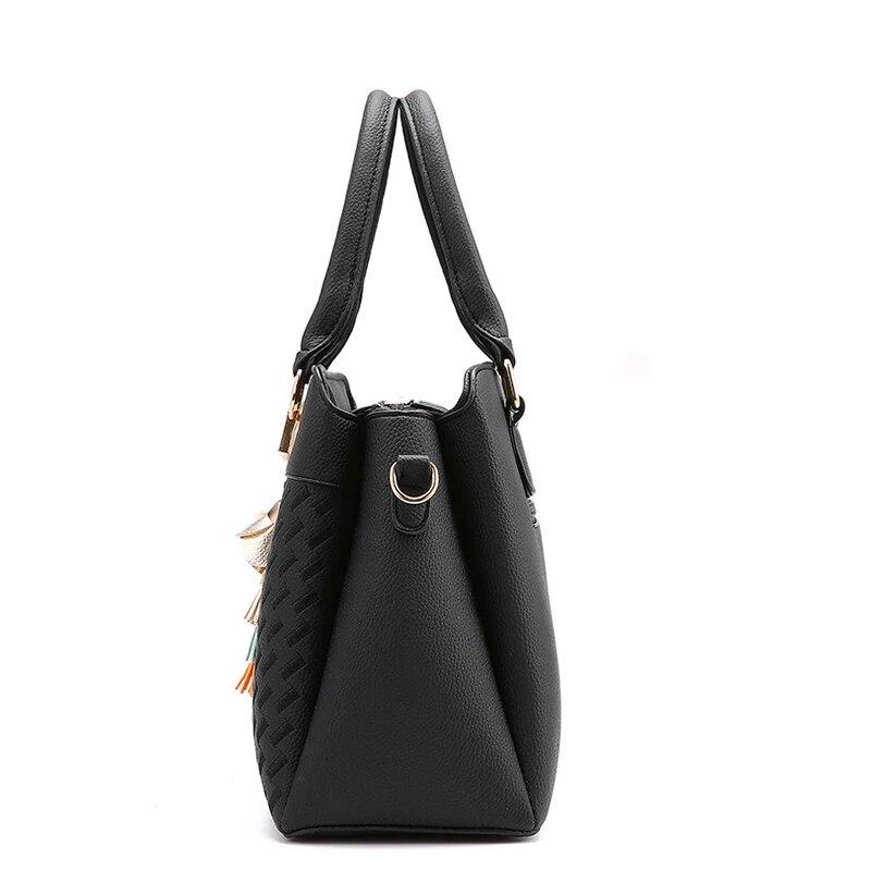 Luxury Tassel Crossbody Bag for Women Suspension Large Capacity Feminine Shoulder Bags