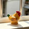 Резное украшение Цыпленок Ручная резьба по дереву Мини-украшение для рабочего стола Цыпленок Резьба по дереву Ремесло Статуэтка
