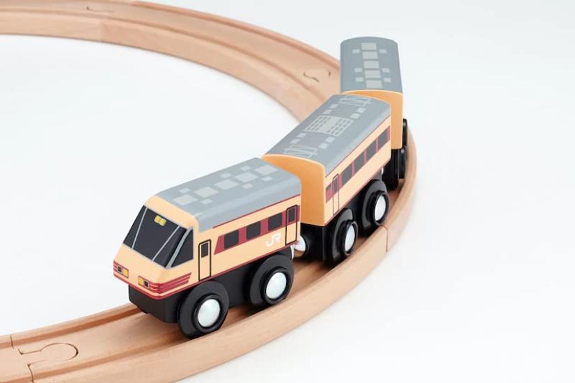 Popondetta Moku TRAIN 022 485 Series Raicho MOK-022 Wooden Train Rail Toy Train Car for Ages 3 and Up