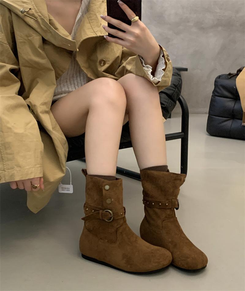 2025 New Autumn Thin Niche Popular Retro Style Versatile Small Man Inner Height Increase Thin Boots