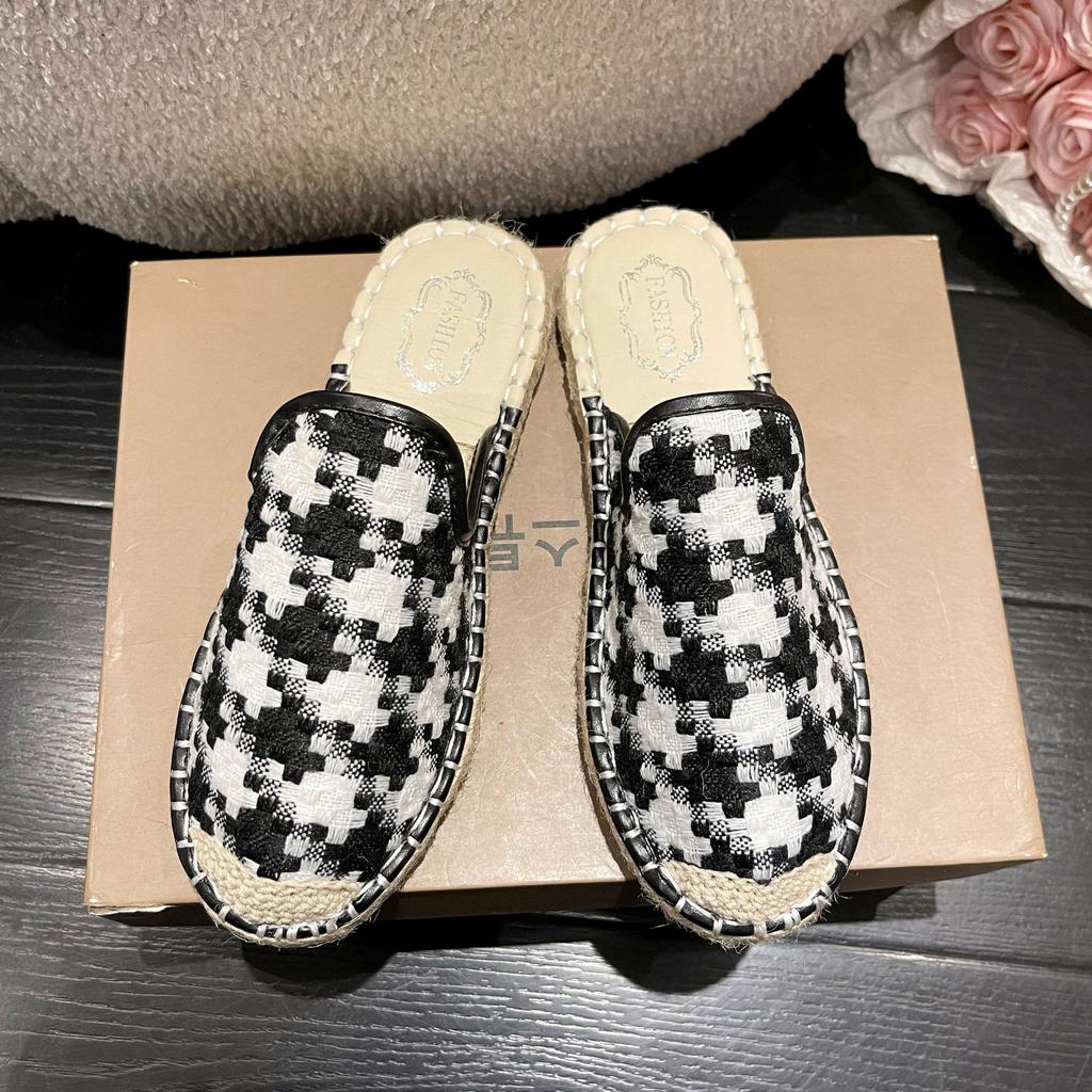 Модные простые туфли на плоской подошве, весна 2024 г., новые универсальные туфли на одинарном каблуке, удобные и дышащие, повседневные женские туфли для поездок на работу