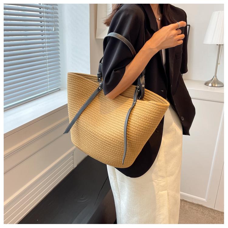 Женская плетеная сумка-тоут из соломы большой вместимости - Новый стиль лета 2025