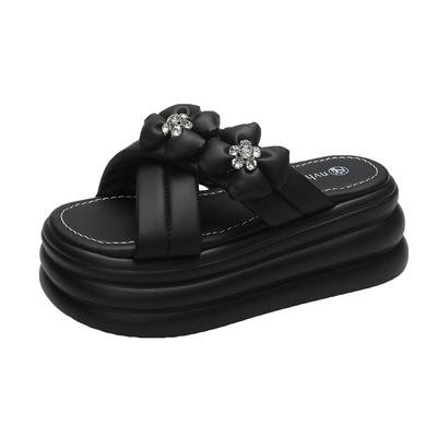 Модные летние женские шлепанцы-вьетнамки, женские пляжные блестящие туфли на танкетке, женские шлепанцы на высокой платформе, уличные сандалии 7,5 см