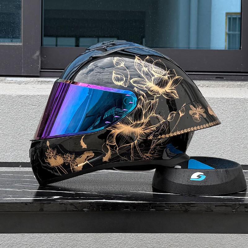 Full Face Motorcycle Helmet With Single Visor Large Rear Wing Bluetooth Slot All Season Use Men Women