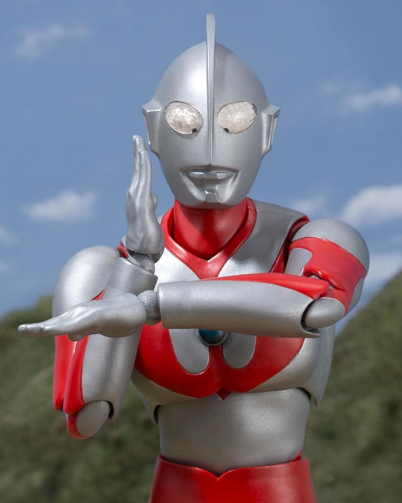 TAMASHII NATIONS Ultraman Approximately 150mm Painted Movable Figure S.H.Figuarts (resale Version) PVC&ABS