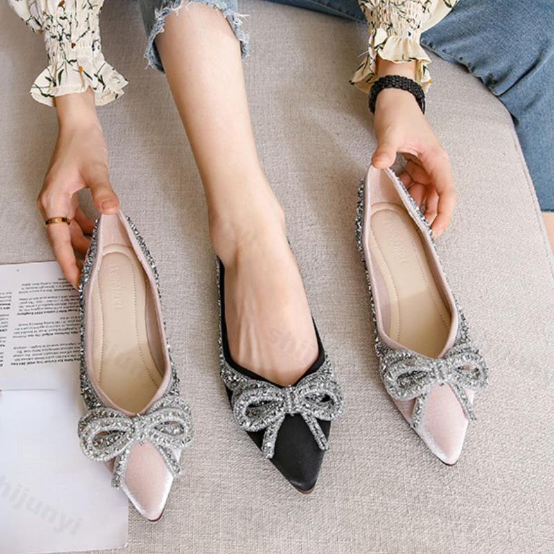 Модные женские туфли со стразами, лето 2025, новые женские туфли большого размера с острым носком и плоской подошвой с бантом, Zapatos De Mujer