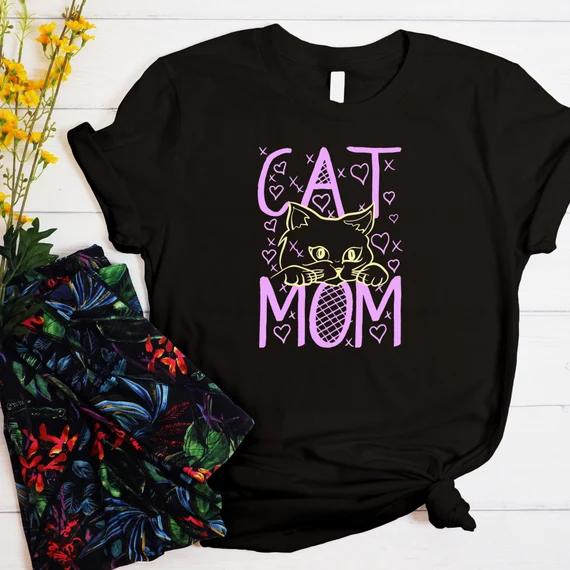 Retro Korean Fashion Cat Mom Life TShirt Neon Cat Hearts Print Versatile Casual Top for Cat Lovers Black Tshirts for Women