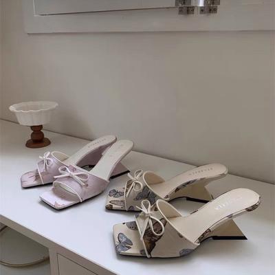 Женская обувь – Сандалии