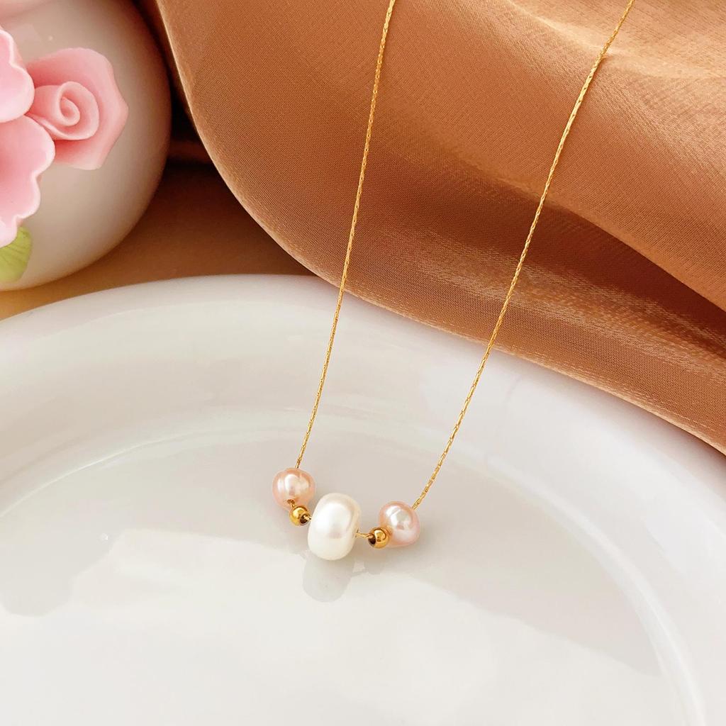 Minimalist Gold-Tone Freshwater Pearl Necklace - Non-Fading Luxury Titanium Steel Women's Clavicle Chain