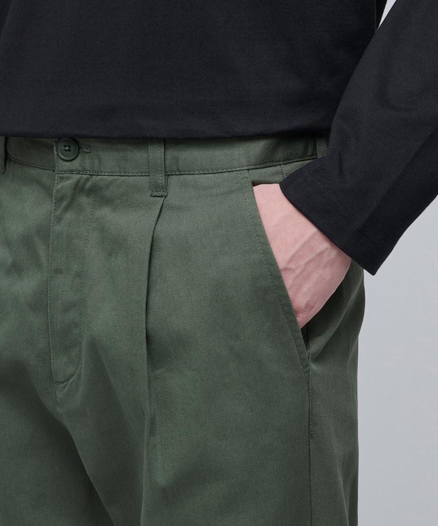MUSINSA STANDARD One-Pleat Regular Fit Chino Pants [Sage Green]