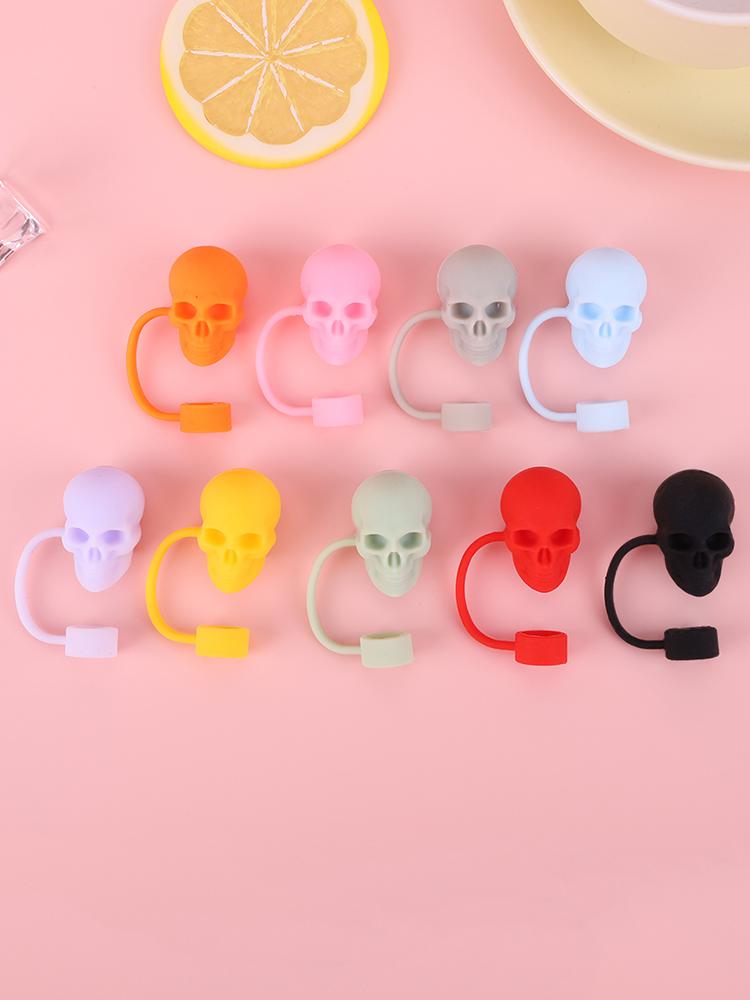 Silicone Skull Shape Straw Caps Dust-Proof Halloween Skull Straw Toppers Funny Tumbler Straw Plugs for Stanley 30&40 Oz Tumbler