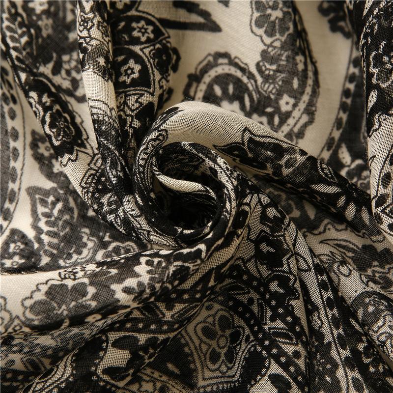 New Soft Balinese Cotton And Hemp Texture Scarf Black Blue And White Porcelain Tassel Travel Sunscreen Shawl Silk Scarf For Women