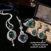 Колье-кулон Маргарет Тип, Антикварное, Позолоченное 18K Золотом, Серьги-гвоздики с Цирконами «Сахарная Башня» Цвета Мохито, Комбинация