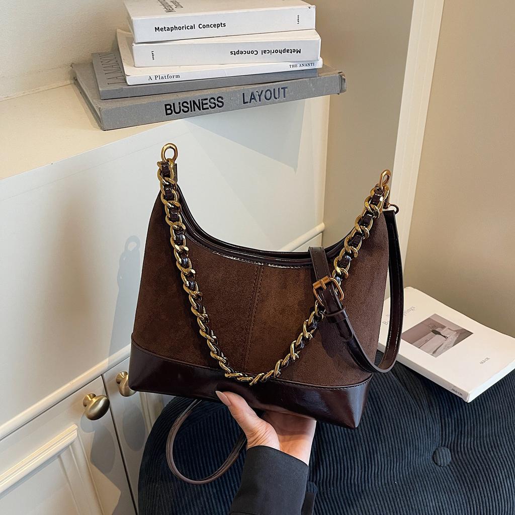 Цепочная сумка под мышкой женская 2025 осень и зима новая популярная модная универсальная ретро сумка через плечо сумка-кроссбоди сумка-ведро