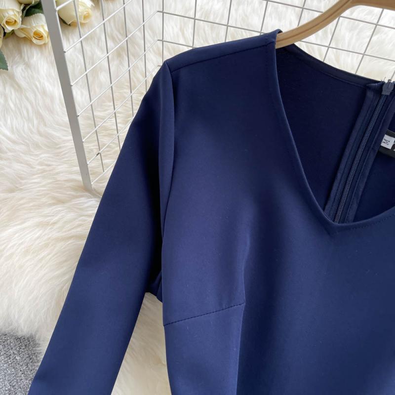 Новое осеннее легкое роскошное роскошное плиссированное платье длиной до колена в стиле Хепберн с v-образным вырезом и принтом