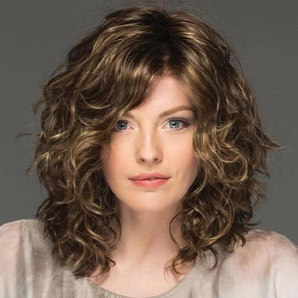 Многослойный волнистый блондин-коричневый парик, боковая часть для женщин, синтетические натуральные пушистые парики для повседневного использования, косплей, волосы, парики из высокотемпературного волокна