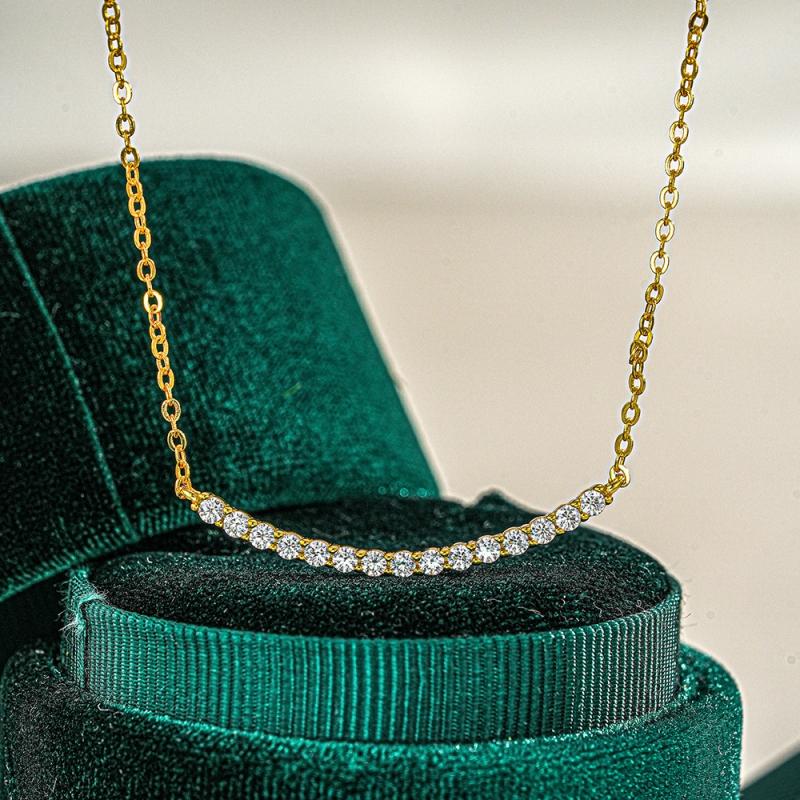 Girl Friend Valentine's Day Gold Wife Birthday Moissanite Diamond Women Thanksgiving Smile Necklaces Christmas Gift
