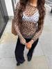 2024 Шикарный топ с леопардовым принтом в гонконгском стиле, облегающий, с длинным рукавом для женщин, осенняя коллекция