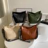 Casual Commuter Bucket Bag New Style Bag Women's Fashionable Simple Crossbody Bag Retro Personality Women's Shoulder Bag