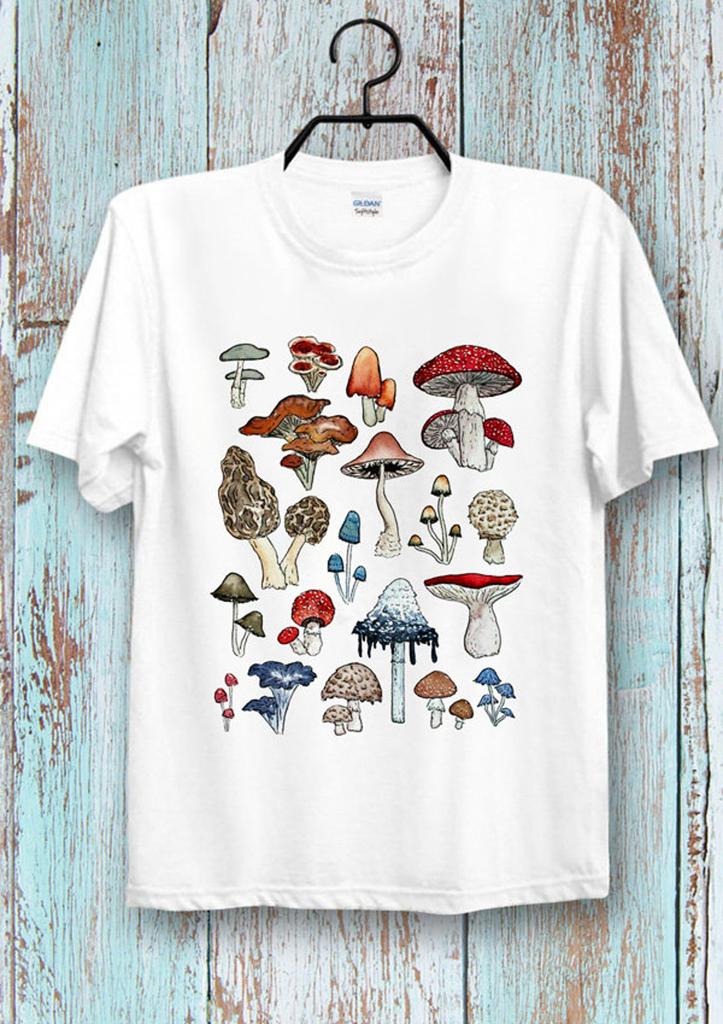 British Wild Mushroom Mycology T-Shirt Fungi Mushrooms T-Shirt Unisex T-Shirt Tee Top Cool Ideal gift Tee Top for Ladies and Gentlemen