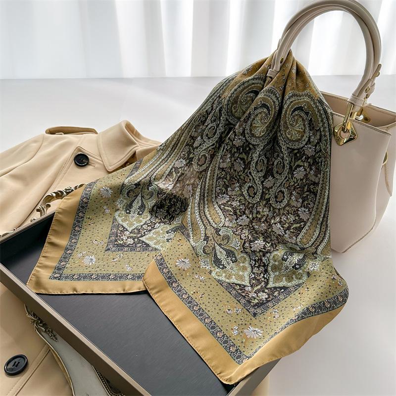 70 * 70cm New Silk Small Square Scarf For Women'S Neck Protection Professional Scarf Versatile Hair Tie Headscarf Scarf