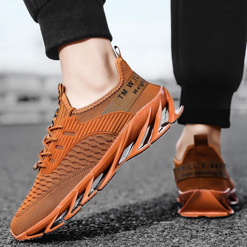 Autumn/Winter Men's Non-slip Blade-soled Shoes Outdoor Men's Large Size Shoes