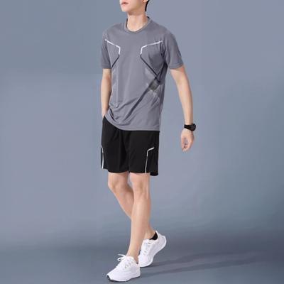 Комплект из 2 предметов: мужской спортивный костюм, круглый вырез, короткий рукав, футболка, эластичный пояс, шорты, быстросохнущая спортивная одежда