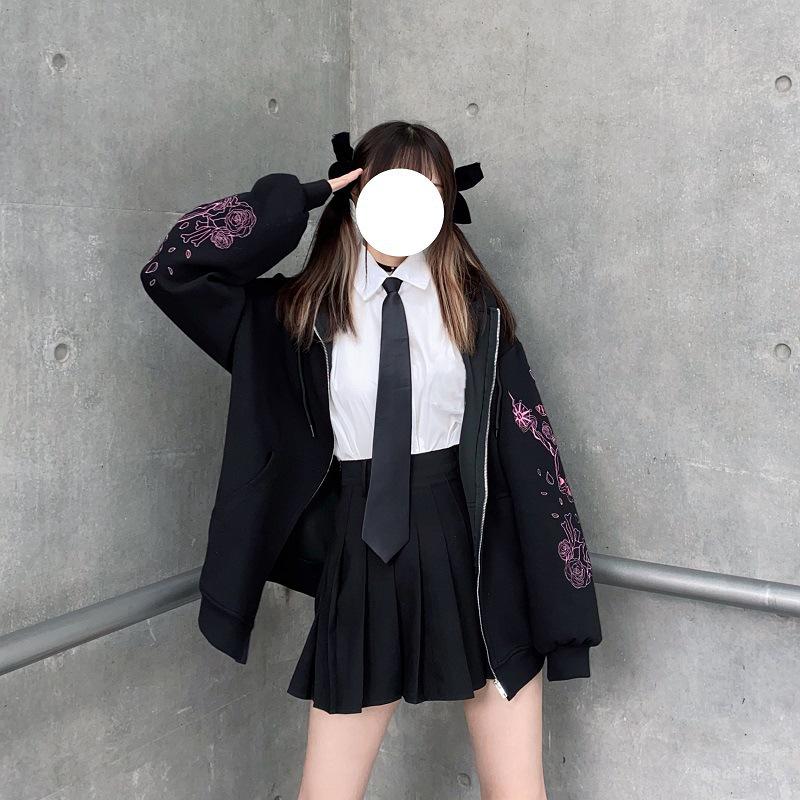 Retro Black Printed Zipper Hoodie: Women's Korean, European, & American Style Sweatshirt