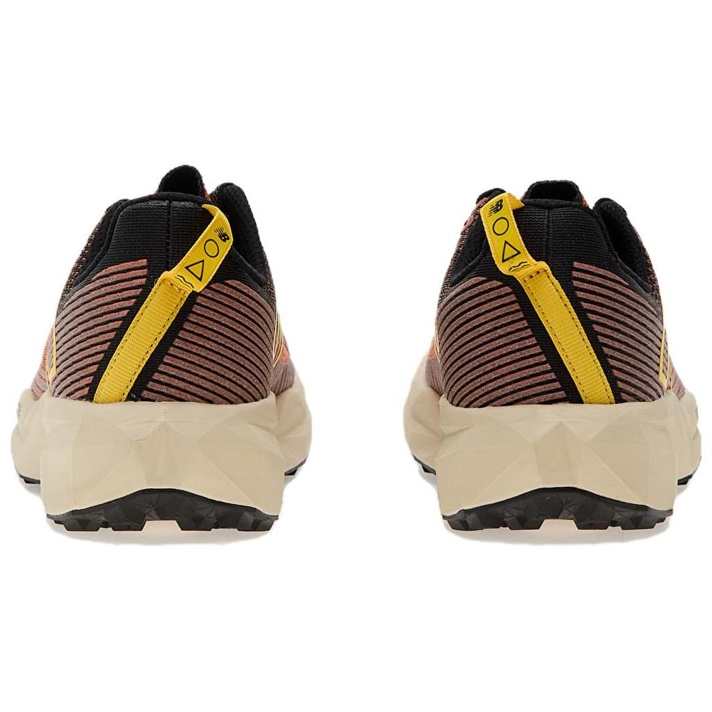 Новые кроссовки New Balance Low Top для трейлраннинга мужские имбирно-желтые MTVNYMR1