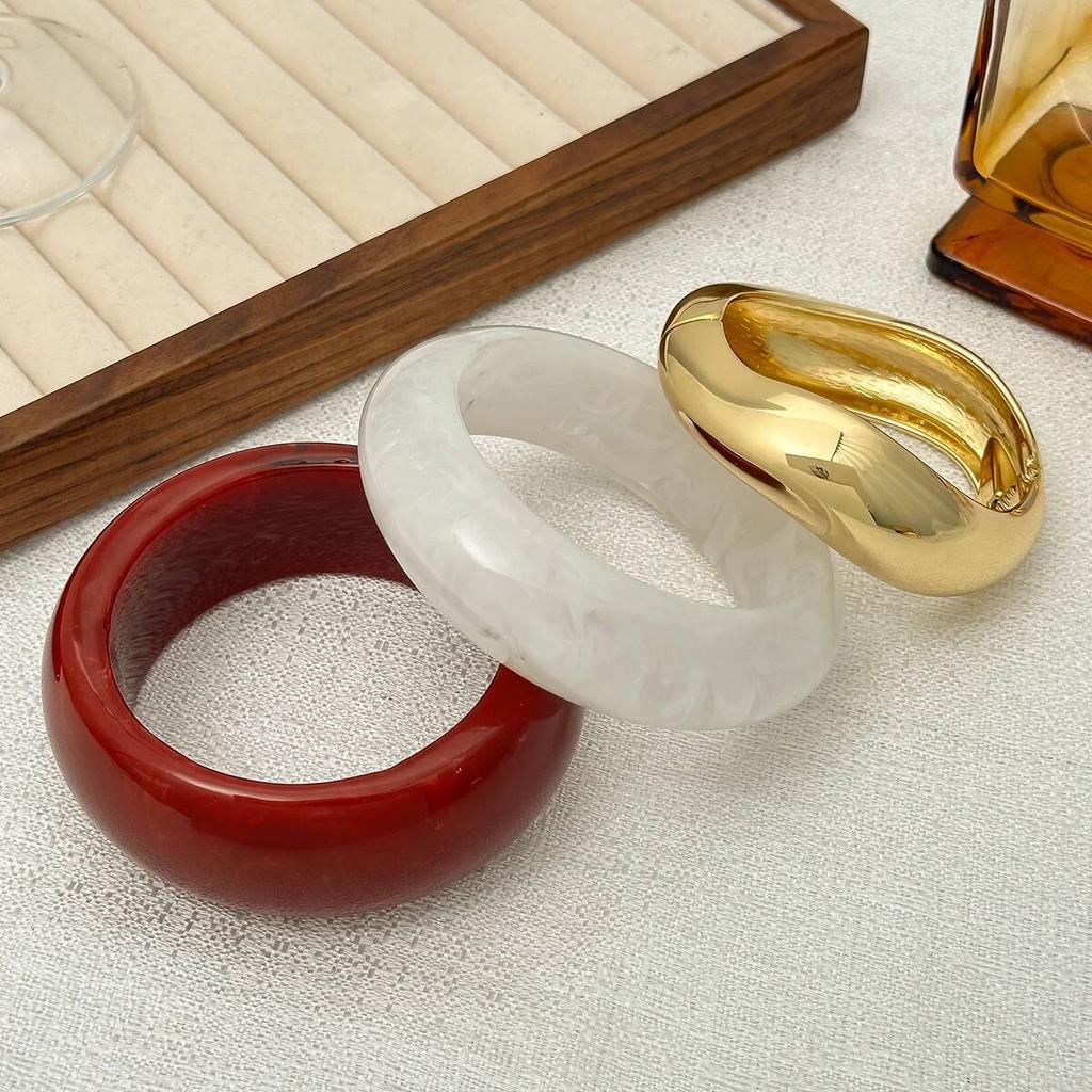 Ingemark 3 Styles Creative Stackable Resin Acrylic Thick Bangle for Women Vintage Metal Spring Bracelet Grunge Jewelry Steampunk